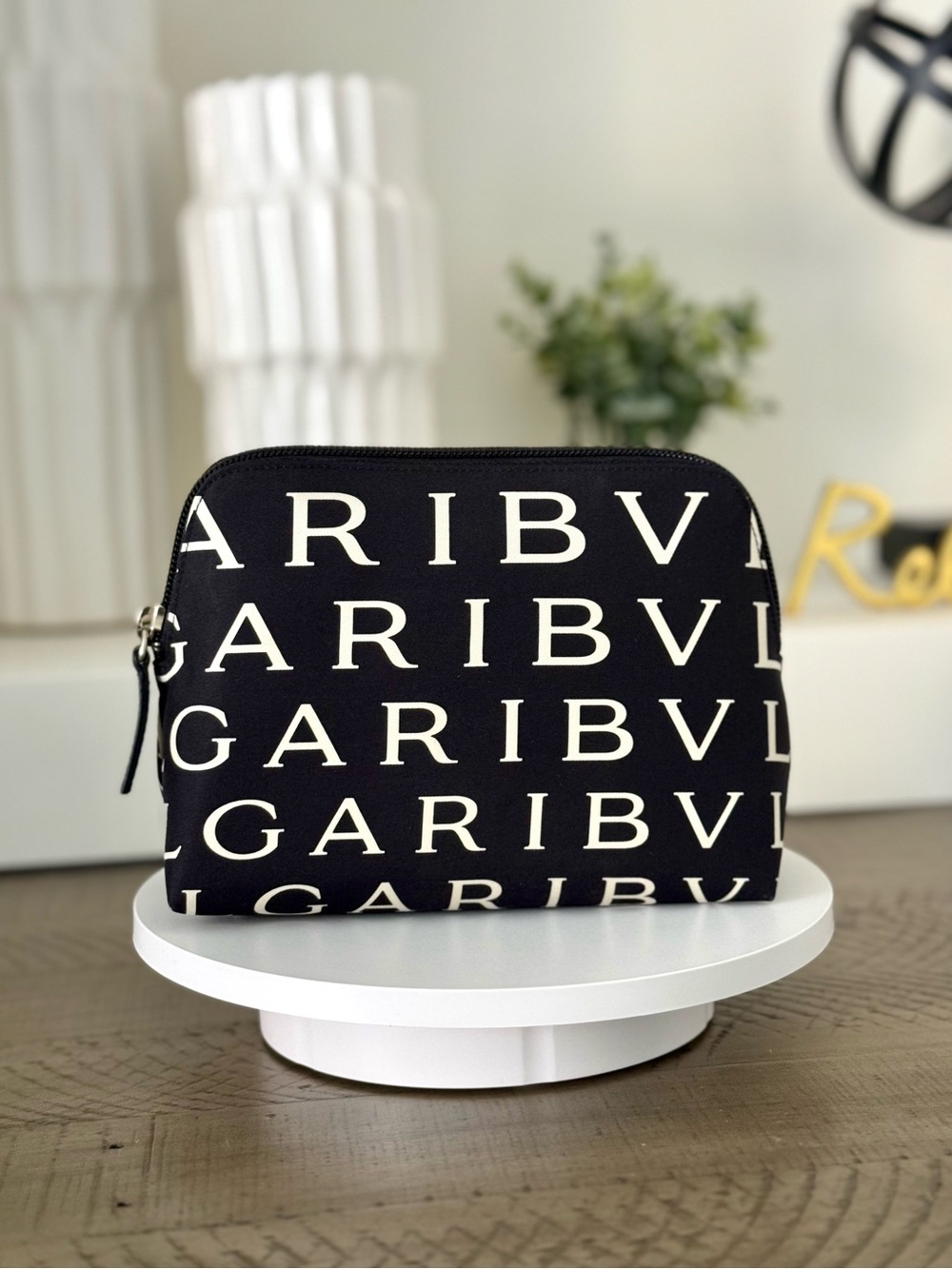 BVLGARI Black & White Logo Print Pouch with box